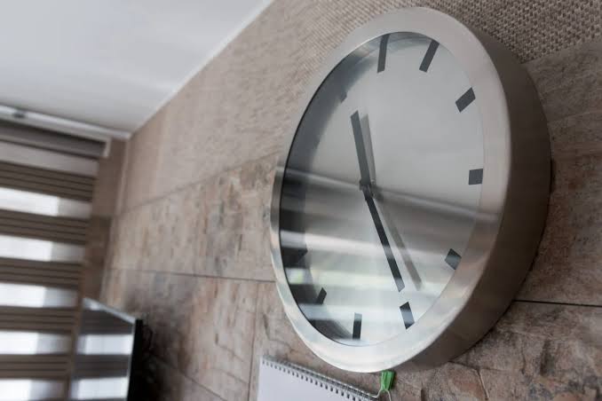 Poe Analog Clocks